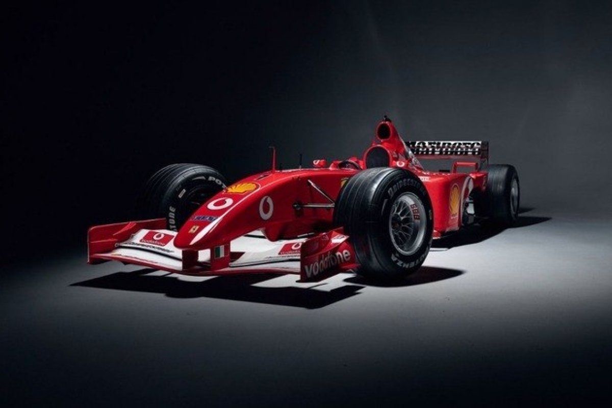 Ferrari de Michael Schumacher será leiloada por mais de R$ 50 milhões