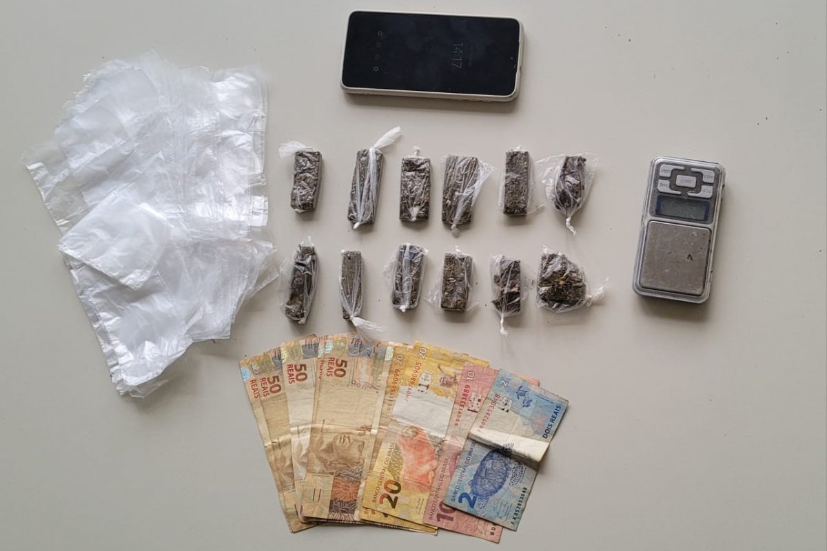 Suspeito de tráfico é preso em Jaguaquara após ser flagrado com drogas