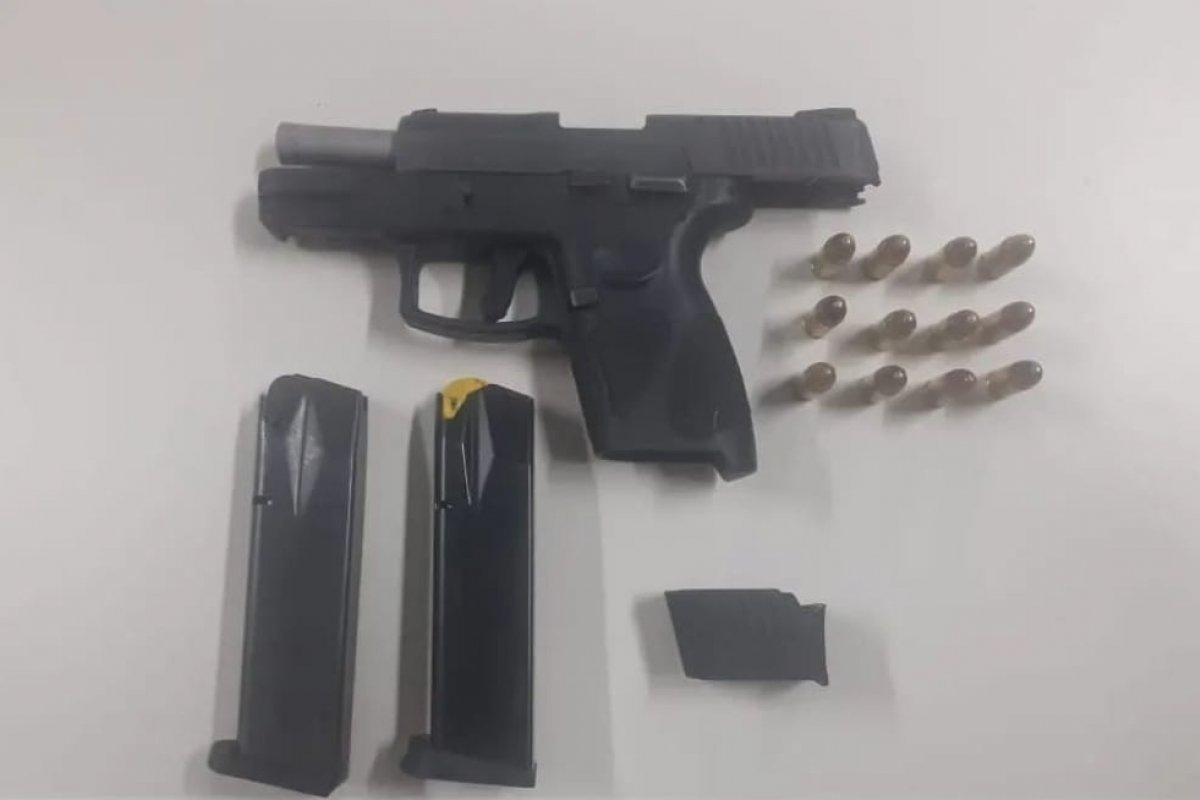 Polícia prende homem suspeito de confrontar agentes