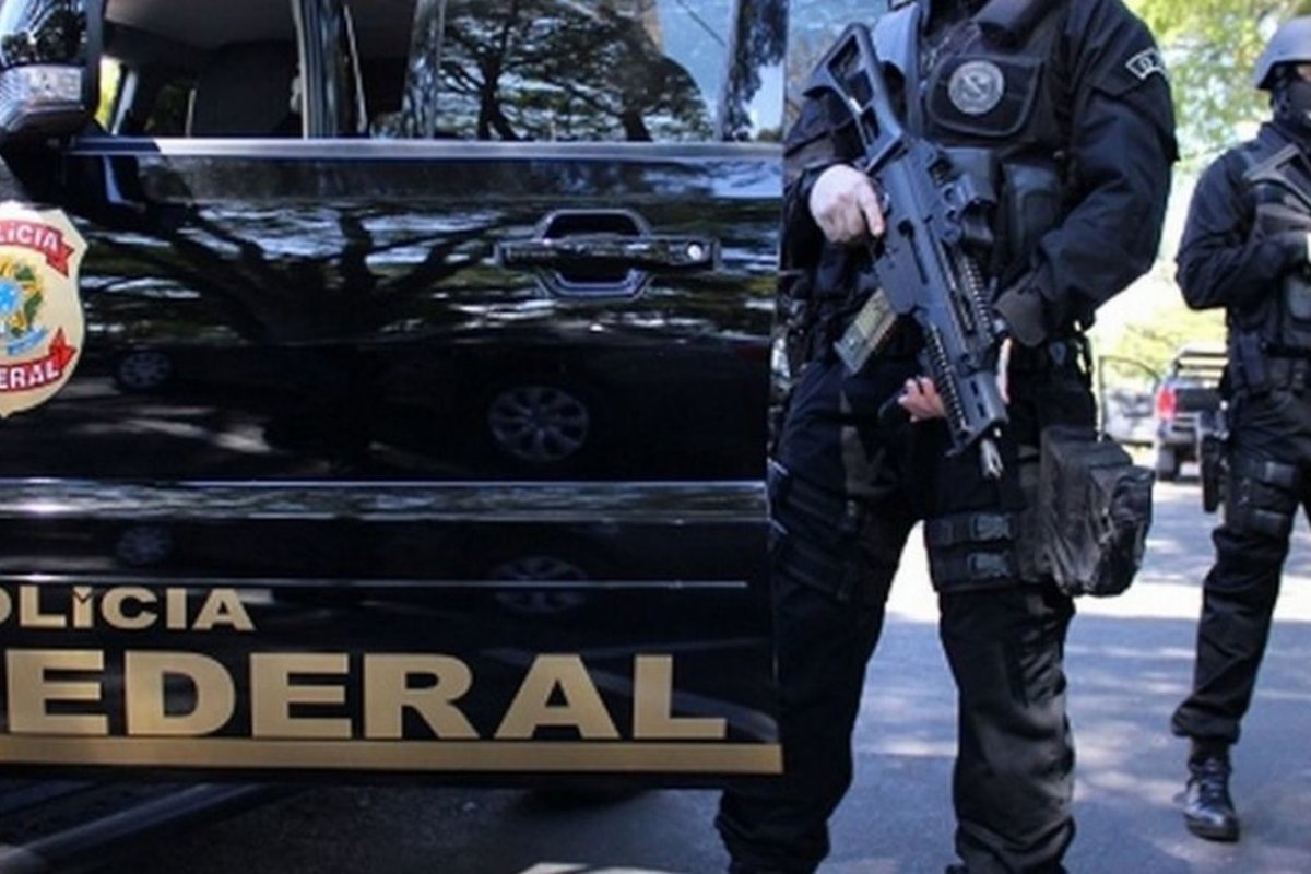 Seis suspeitos de invadir celulares de autoridades são indiciados pela Polícia Federal