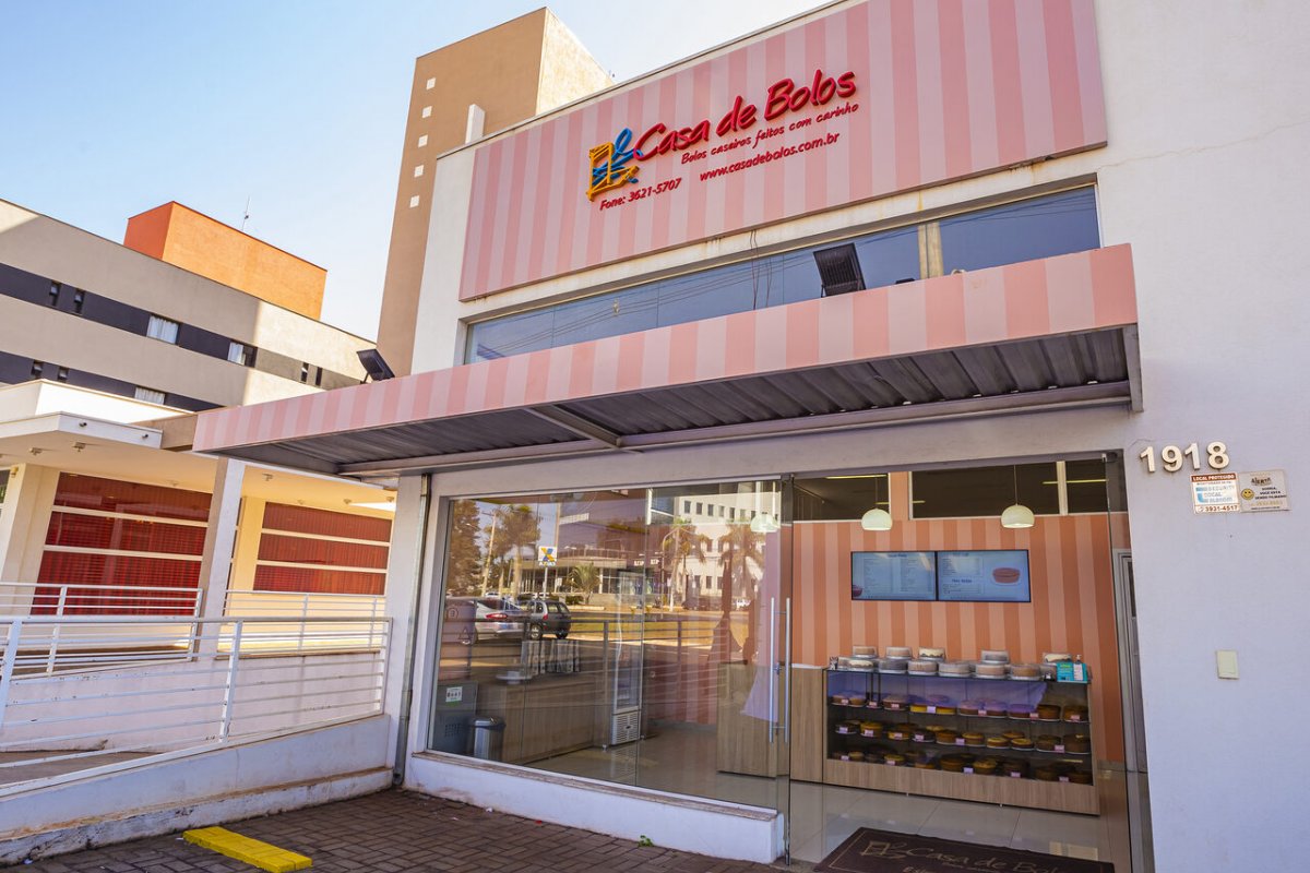 Ex-vendedor se torna multifranqueado da Casa de Bolos e abre segunda unidade na capital baiana!