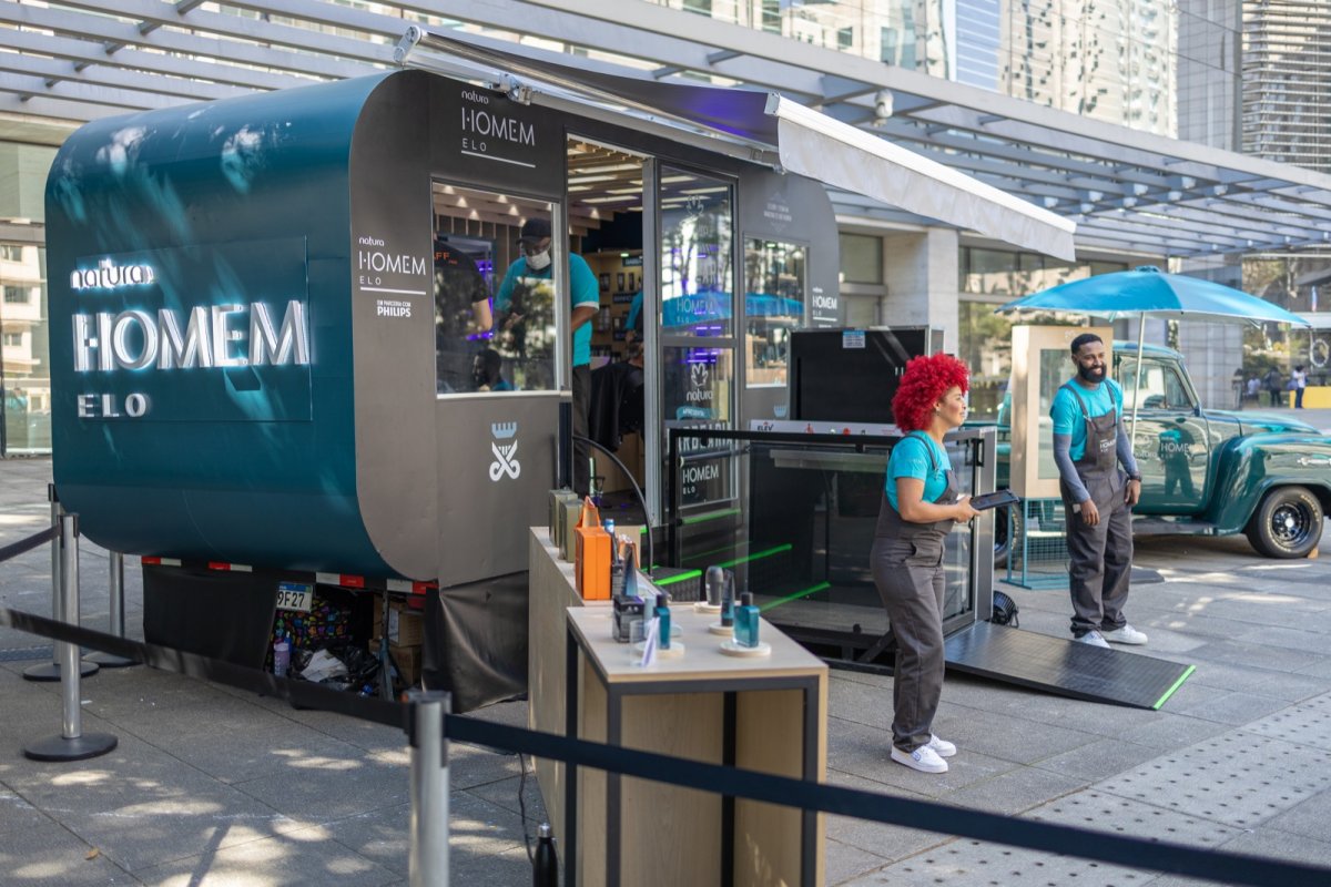Natura Homem apresenta novidades com ação em shopping da capital baiana!