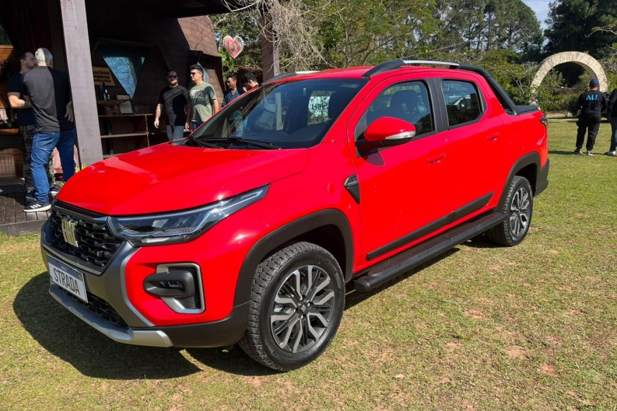 Fiat Strada retoma liderança nas vendas em agosto de 2023