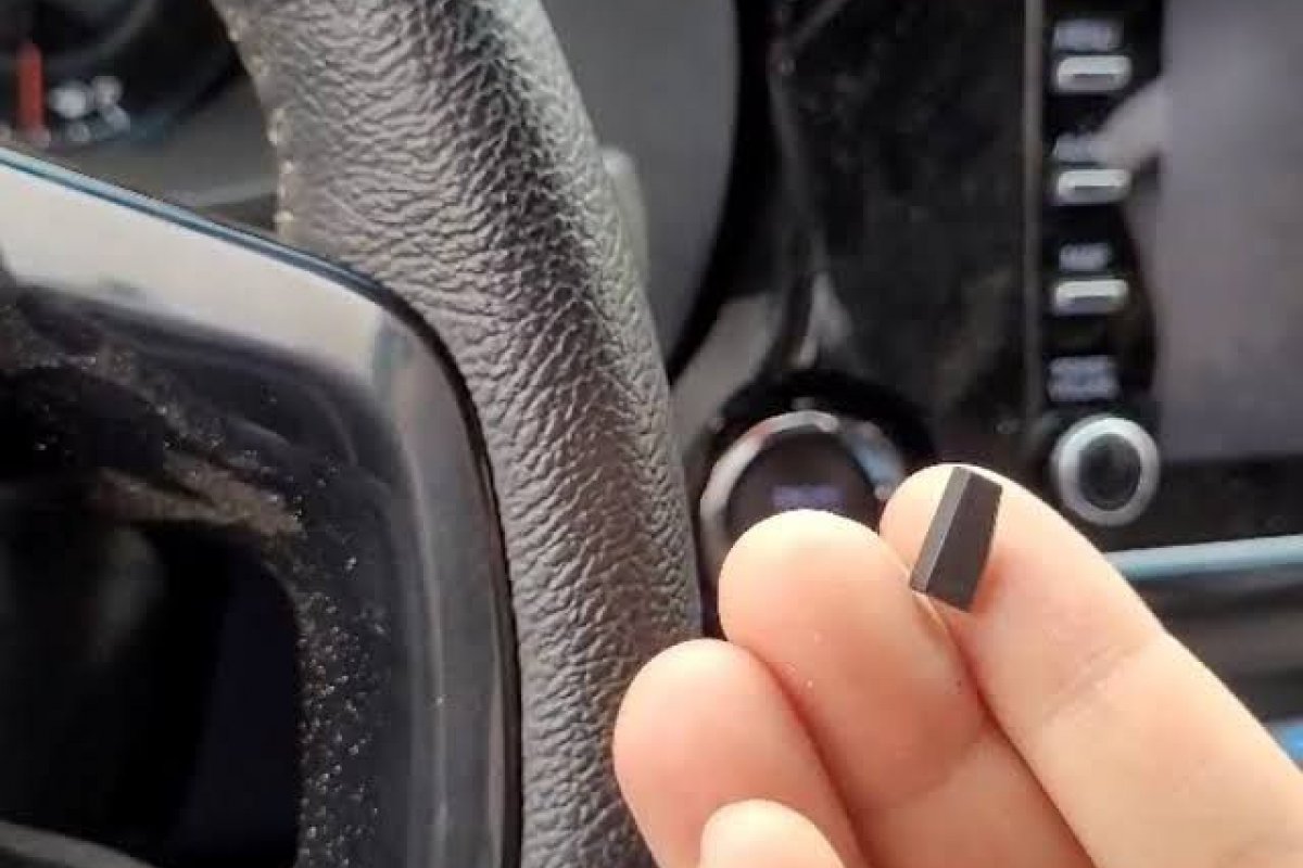 Toyota Hilux pode ser ligada com um imã? Veja mais um boato da internet