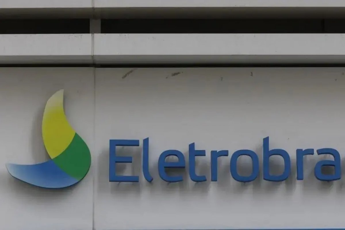 Governo federal retira ações da Eletrobras do do Programa Nacional de Desestatização