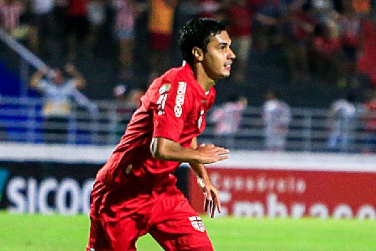 Vitória acerta a contratação do terceiro reforço para 2020