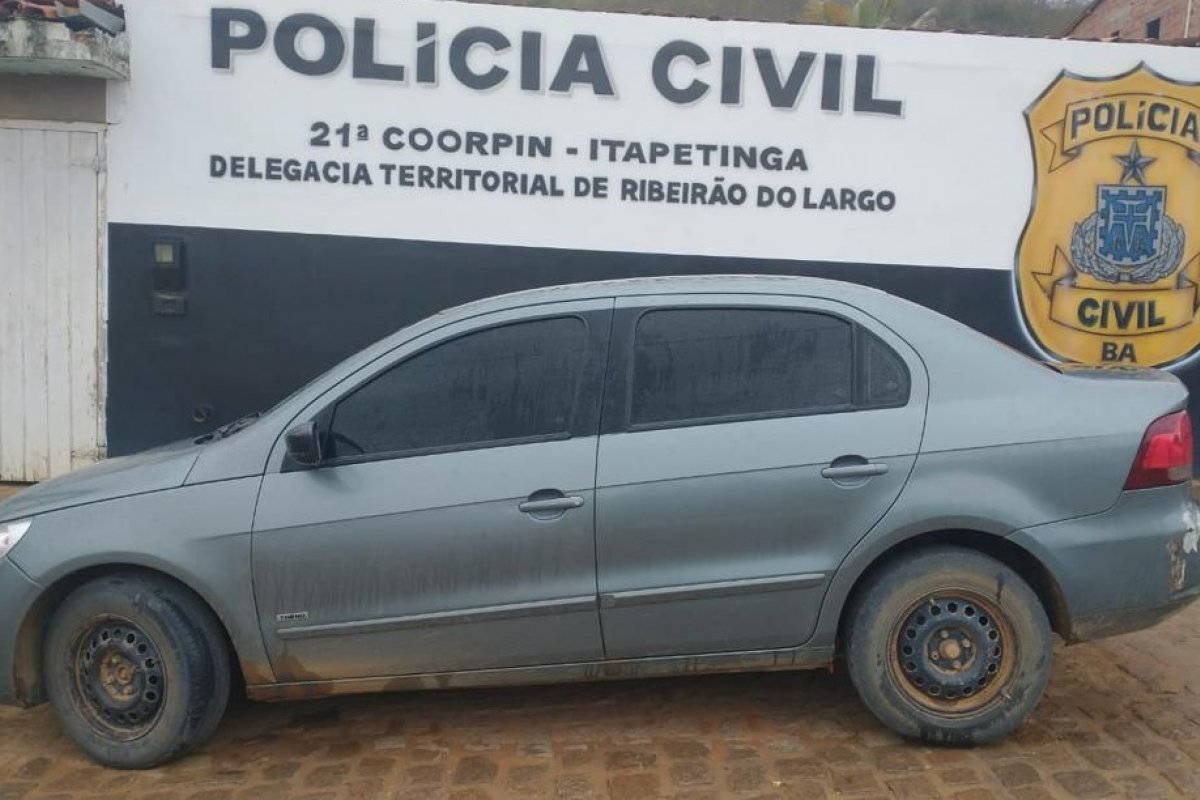 Homem é preso com carro roubado no interior da Bahia
