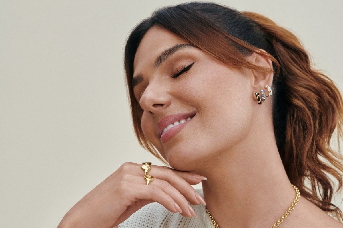 Isis Valverde brilha em campanha de nova linha de jóias!
