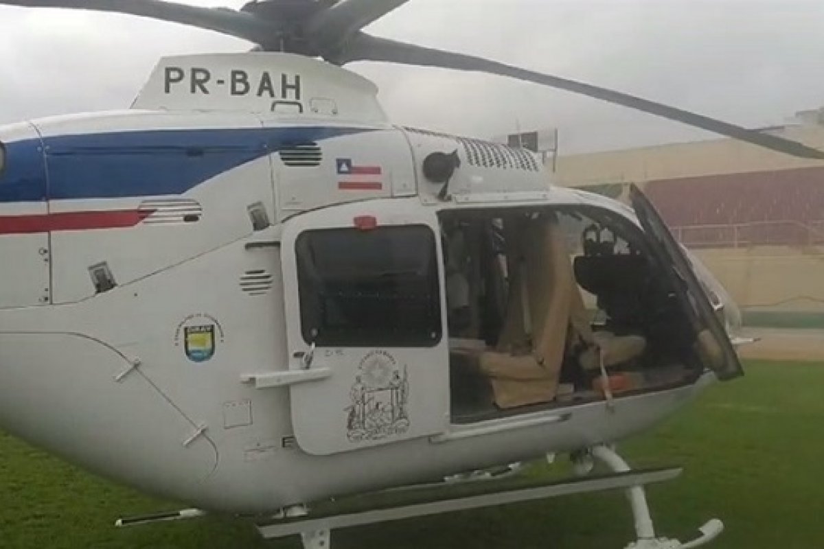 Helicóptero de Jerônimo faz pouso em Juazeiro por falta de visibilidade no ar