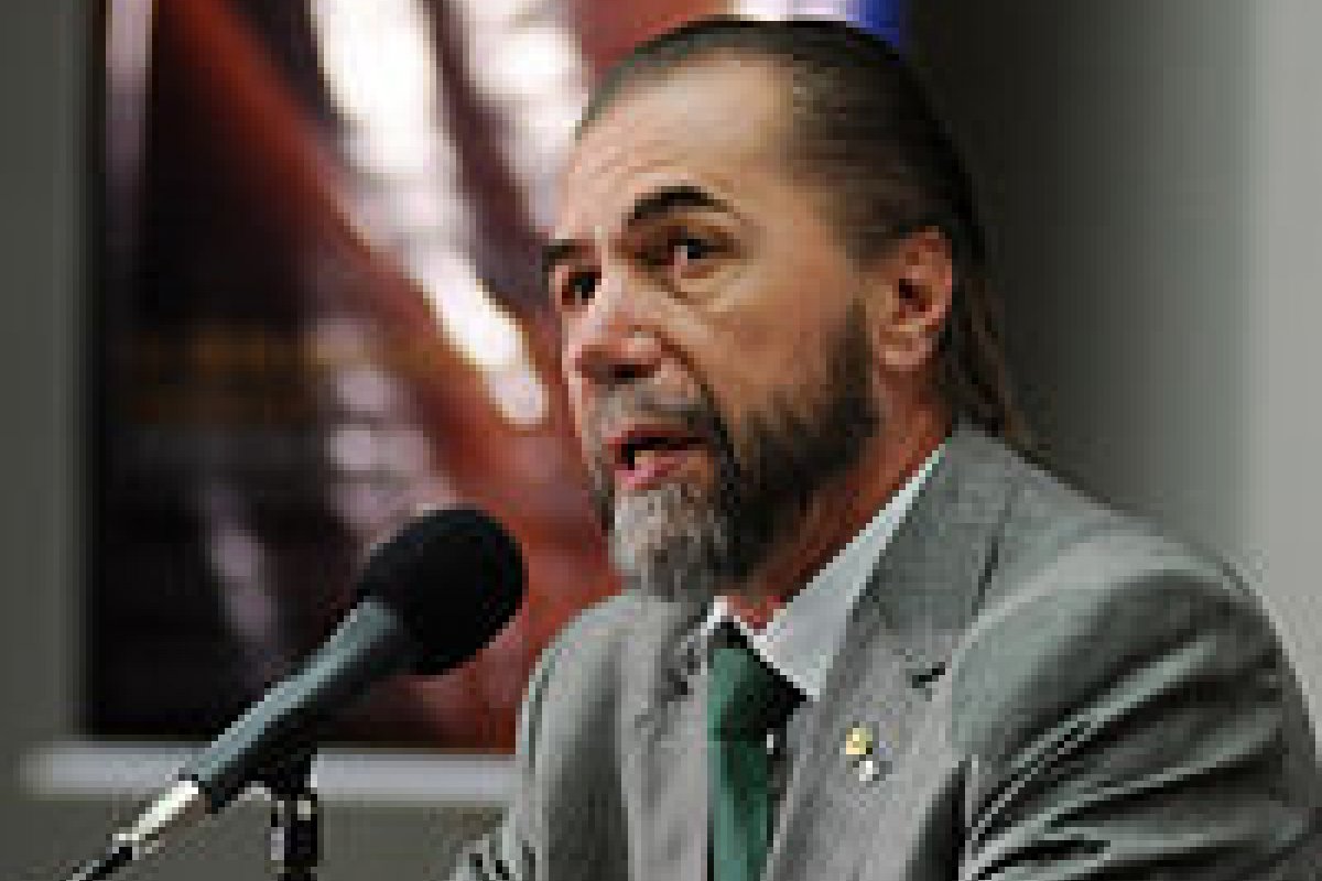 Justiça decreta inocência de ex-deputado em caso de denúncia de estupro da filha