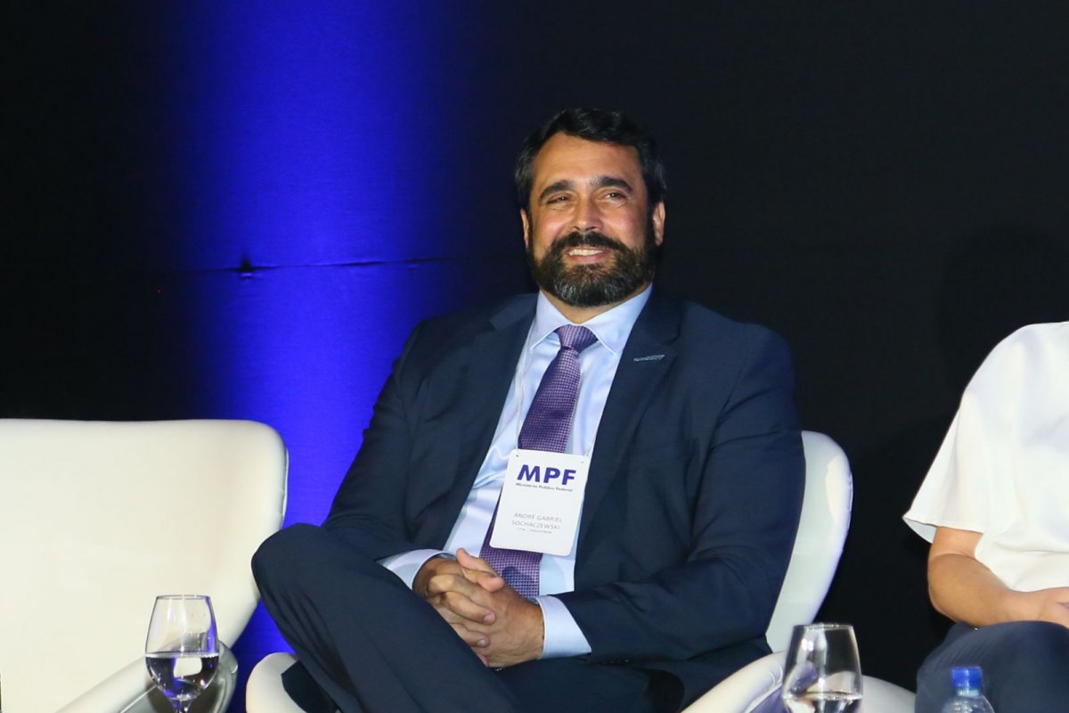 Evento em Salvador ressalta importância do projeto de lei que visa a reciclagem de embarcações no Brasil