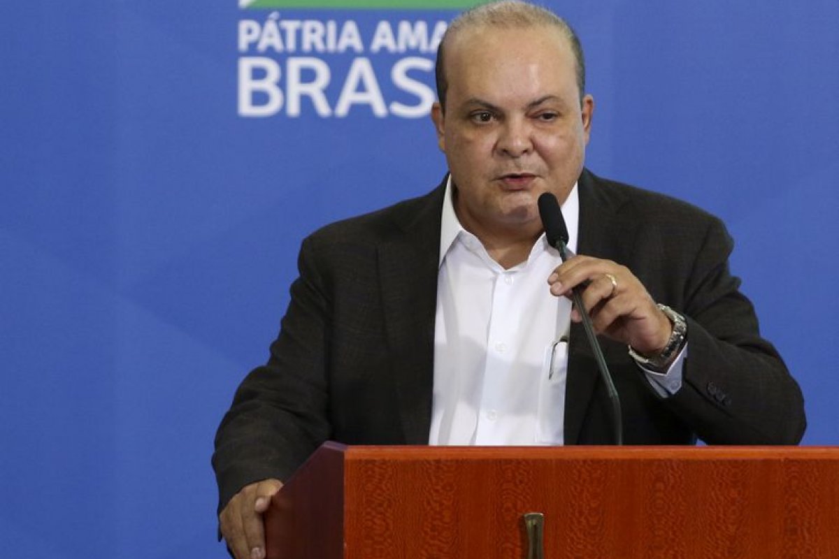 Parlamentares analisam possível convocação de Ibaneis Rocha para CPMI de 8 de janeiro