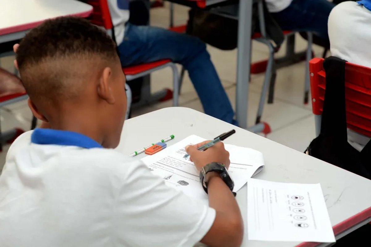 Vagas: Prefeitura de Salvador prorroga seleção para professores de inglês