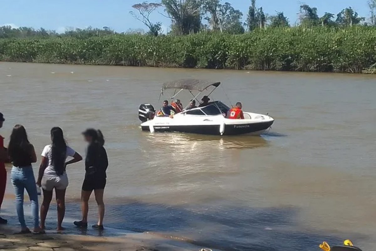 Corpo de homem desaparecido após barco virar no Rio Jucuruçu é encontrado