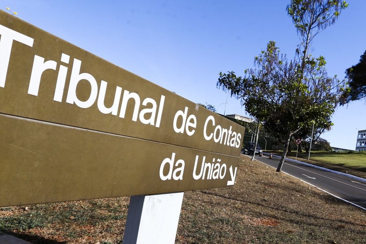 Fundação do Exército tem 'indícios contundentes' de nepotismo, diz TCU