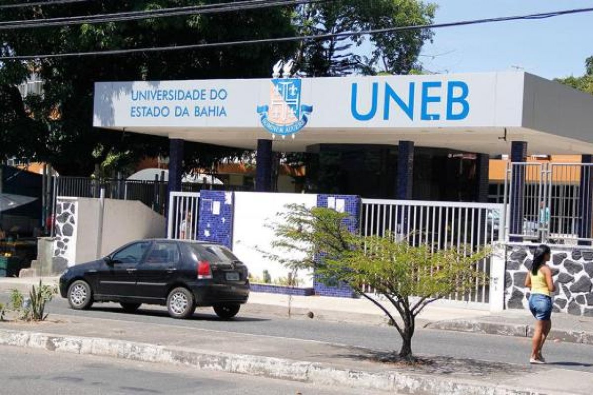 Uneb abre 2,7 mil vagas para matrícula especial, transferência e portadores de diploma
