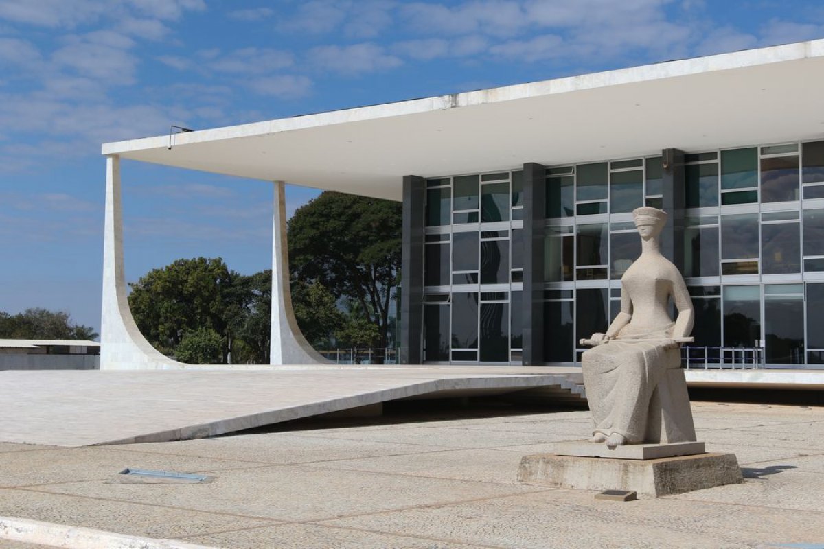 STF forma maioria e permite que juízes possam atuar em processos que envolvam escritórios de advocacia de parentes