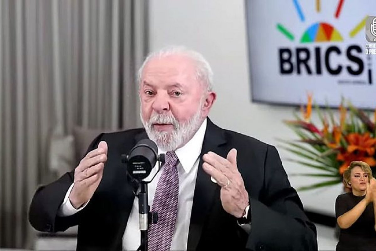 Lula afirma que Brics não será como G7 e dá sinal positivo para ampliação do grupo