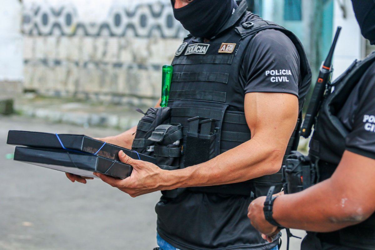 Homens têm mandados cumpridos por tortura e envolvimento com tráfico na Bahia