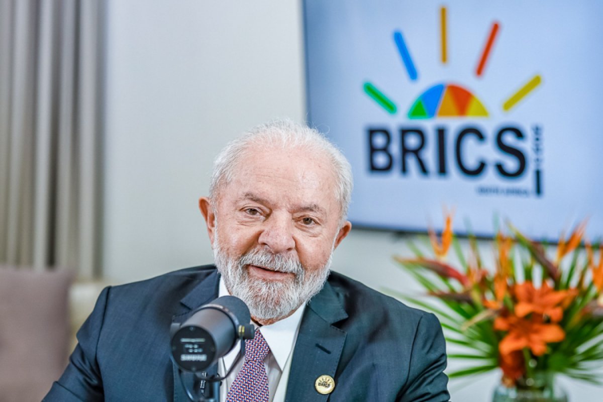 Lula cobra posicionamento do Brics sobre guerra entre Rússia e Ucrânia