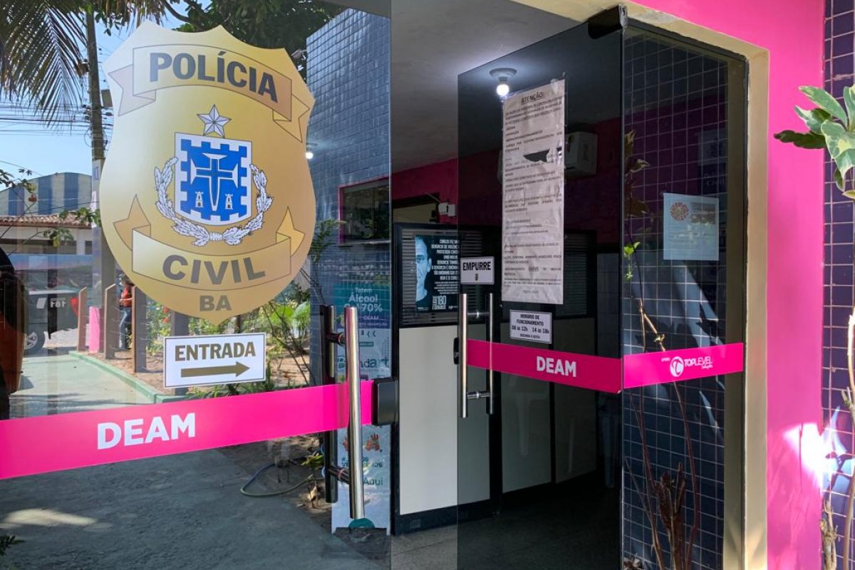 Homem suspeito de feminicídio é preso ao sair do sepultamento da vítima