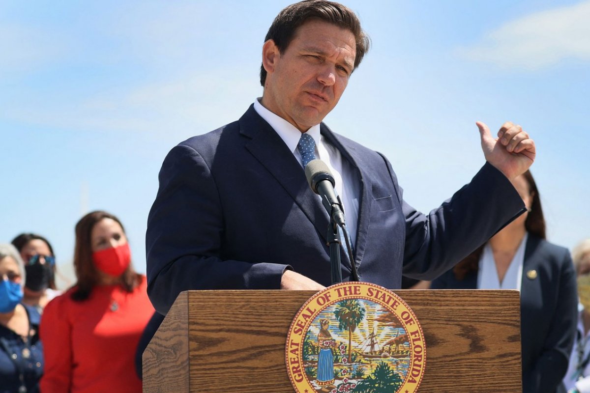 "Vocês não tem o direito de vir para este país", diz governador da Flórida sobre brasileiros nos EUA