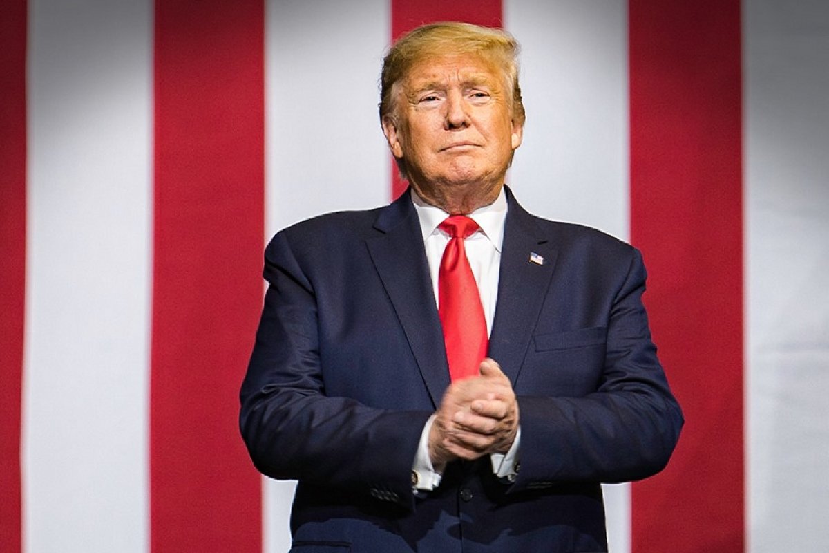 Trump deve se entregar à Justiça da Geórgia nesta quinta-feira (24) após se tornar réu por tentar fraudar eleições no estado