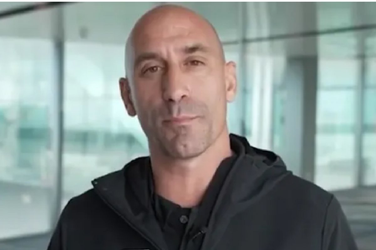 Fifa abre processo disciplinar contra presidente da Federação Espanhola de Futebol