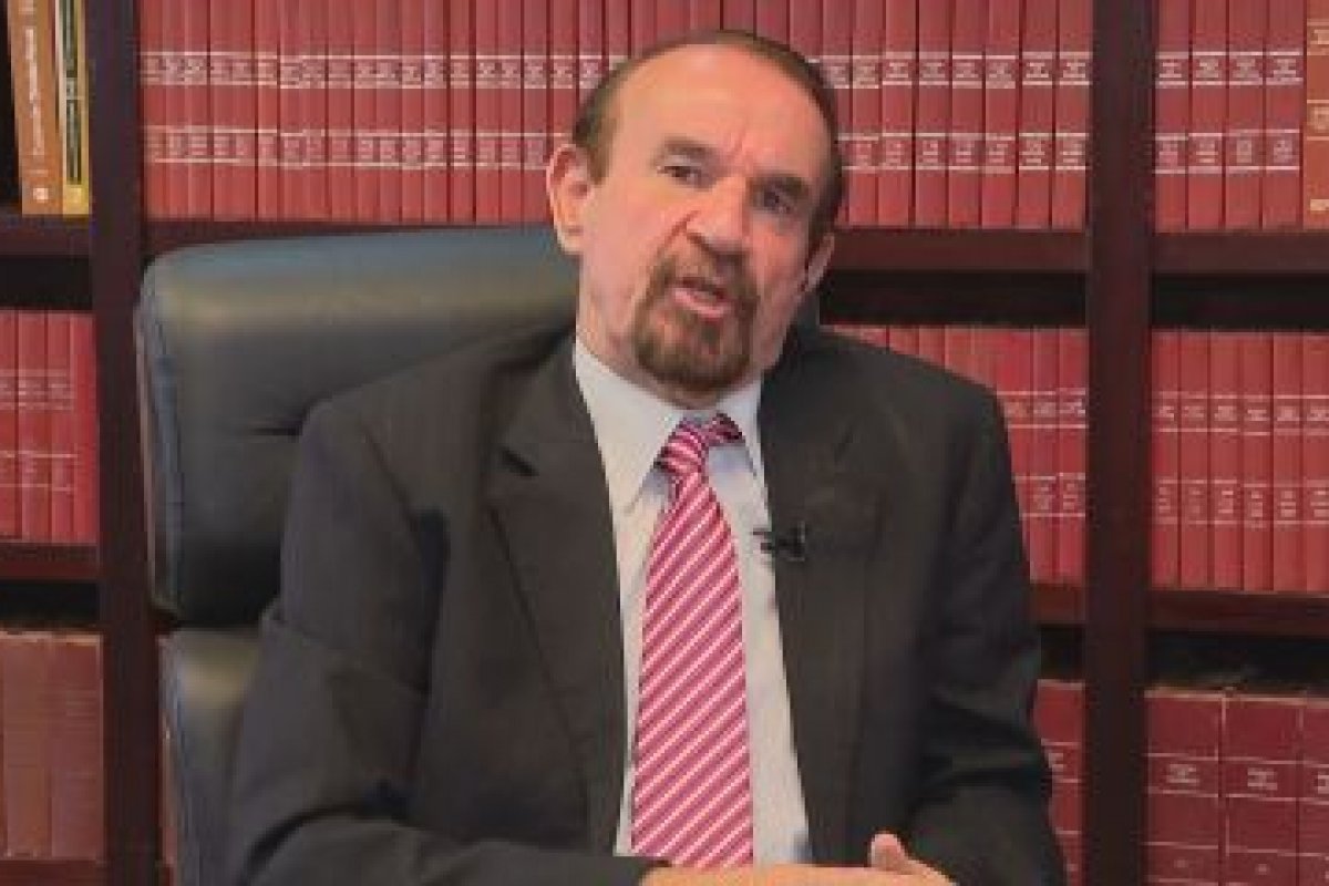 Advogado de Mauro Cid se encontra com Alexandre de Moraes no STF