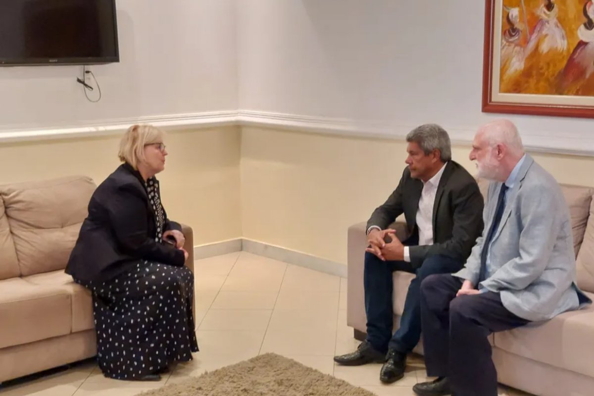 Jerônimo e presidente do TJBA discutem investigações da morte de Mãe Bernadete com Rosa Weber
