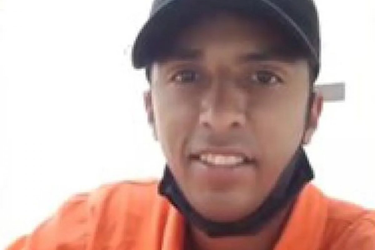 Homem morre após ser agredido em estação de metrô em São Paulo