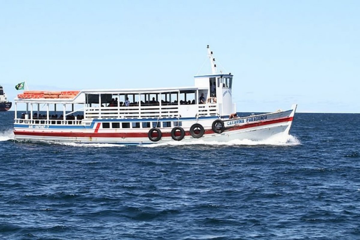Travessia Salvador-Mar Grande registra fluxo tranquilo de embarque nesta terça (29)