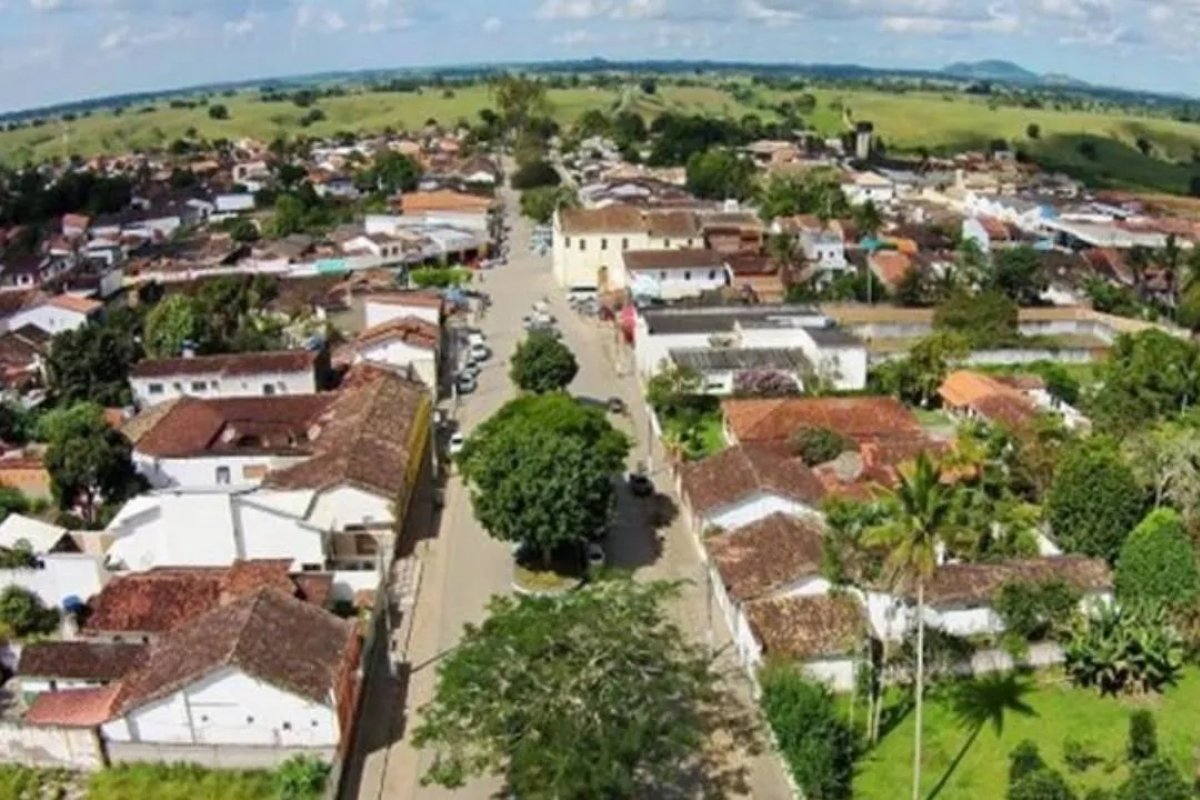 Seis em 10 municípios baianos dependem de repasses federais para sobreviver, aponta UPB