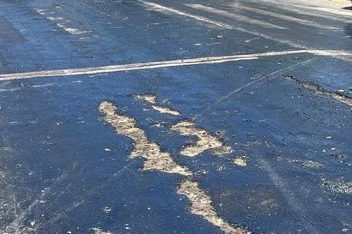 Temperatura de 39ºC derrete asfalto em cidade no Ceará