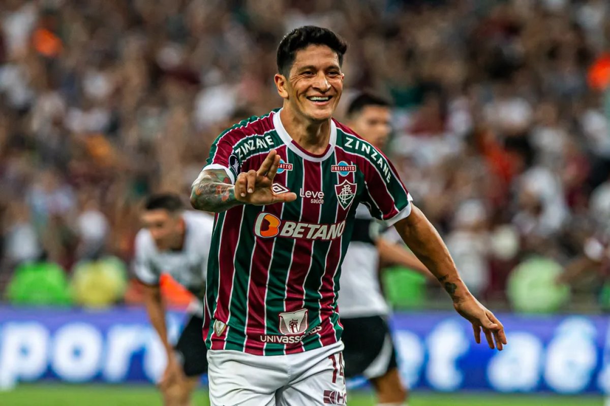 Fluminense volta a vencer Olímpia e se classifica para semifinal da Libertadores; São Paulo é eliminado da Sul-americana e Fortaleza avança na competição