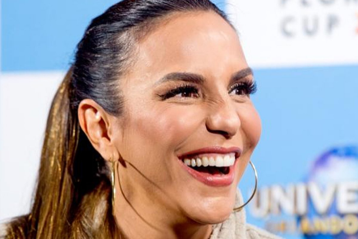 Ivete Sangalo participa de evento beneficente em Salvador