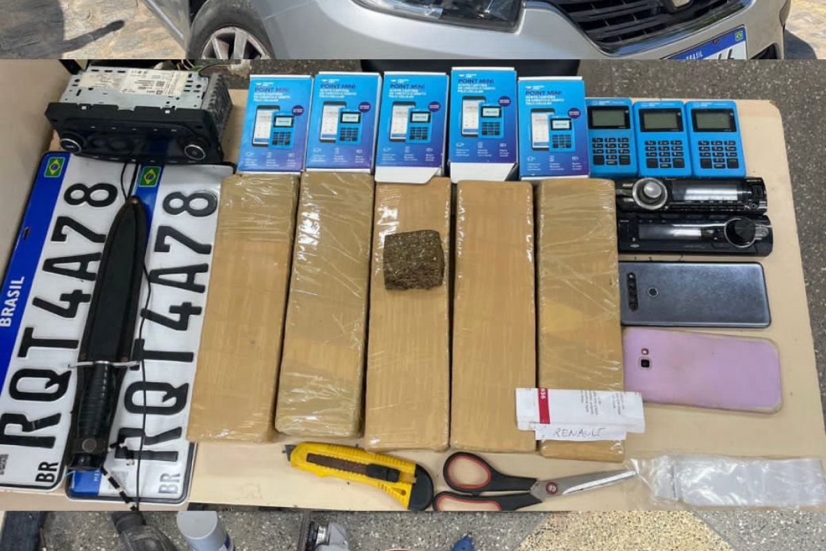 PM prende suspeitos de receptação de veículo roubado em Lauro de Freitas