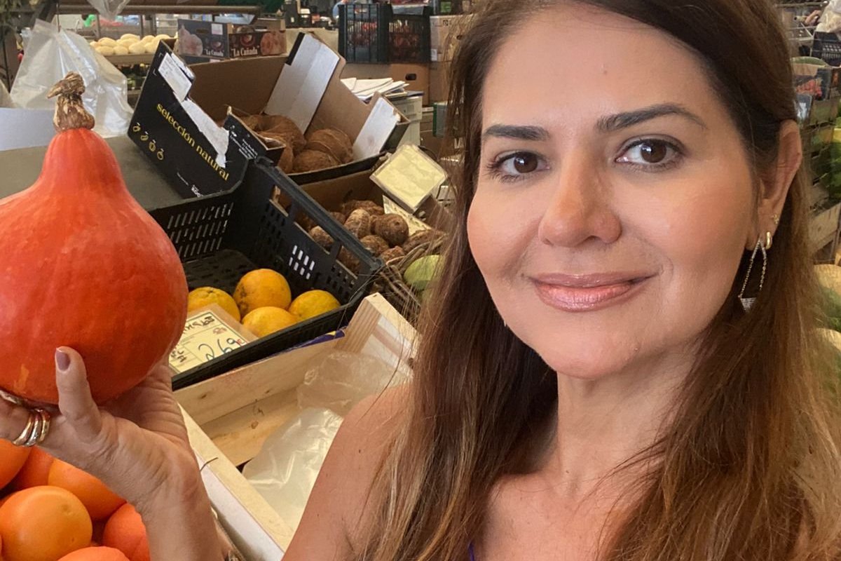 Adriana Bacelar aproveita viagem à Portugal para conhecer os espaços voltados para venda e consumo de orgânicos da cidade!