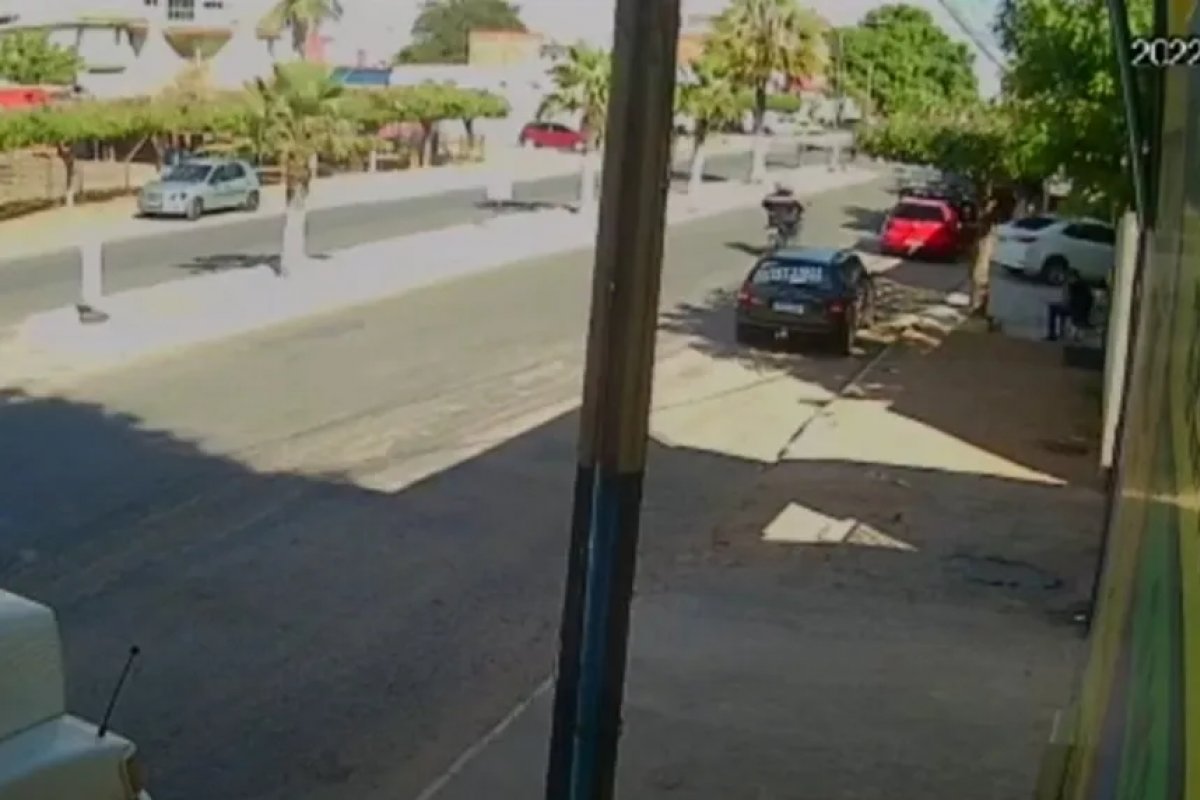 PM prende foragido acusado de homicídio em Salvador