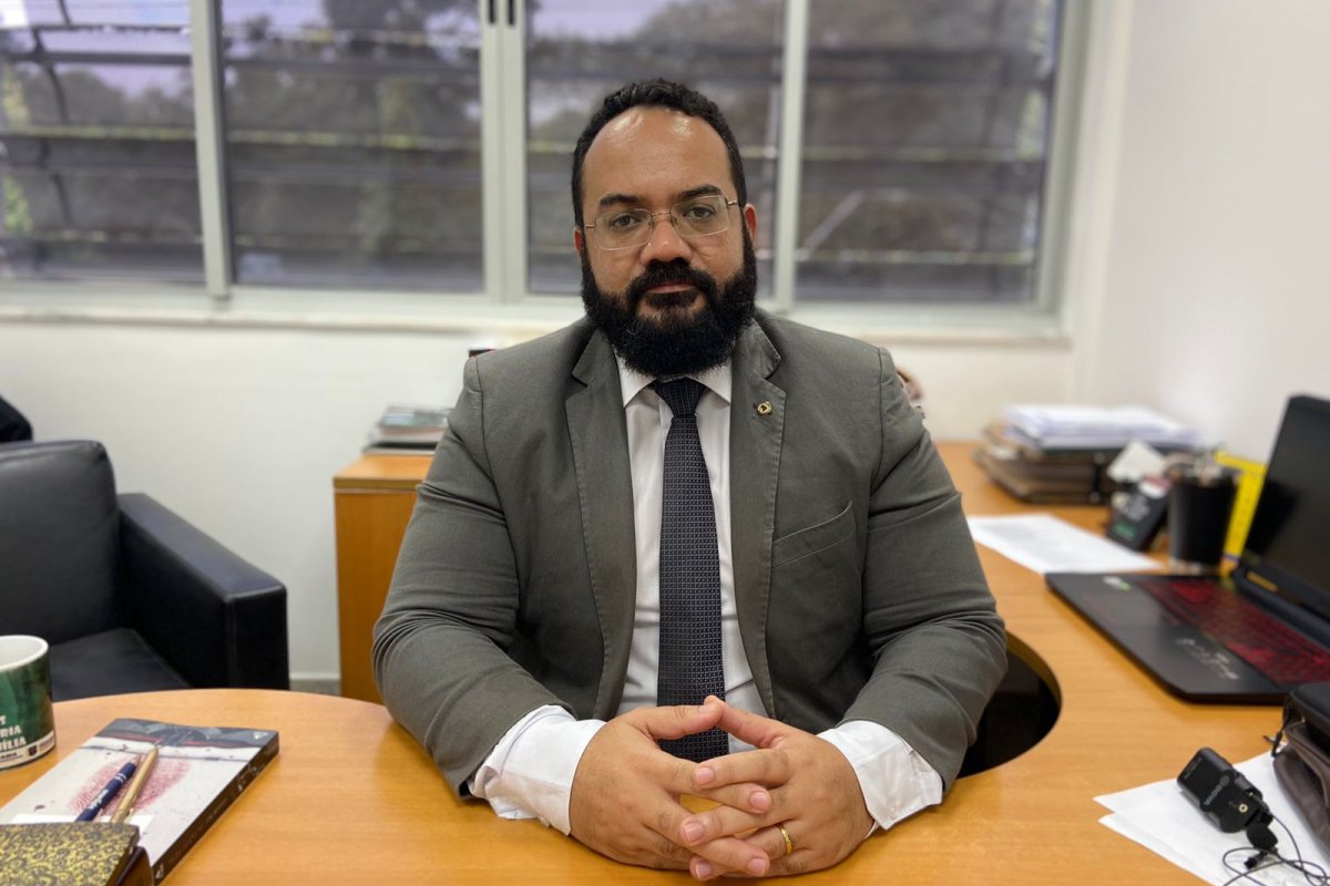 ‘Estado não tem governador’, diz Leandro de Jesus sobre episódios de violência na Bahia