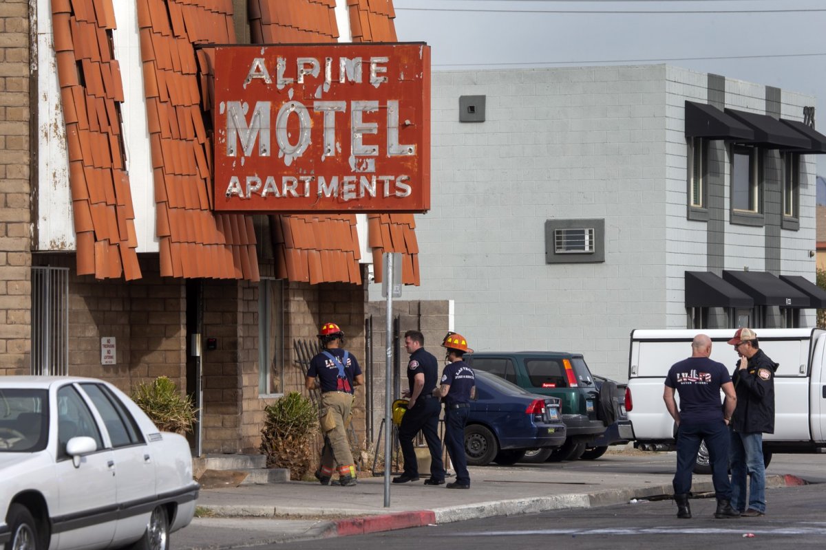 Prédio em Las Vegas pega fogo e deixa mortos