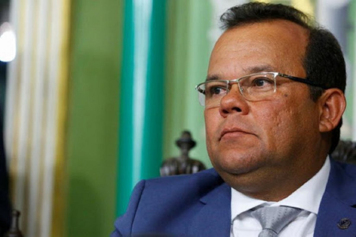 Depois de criticas por seu silêncio, Geraldo Jr fala sobre onda de violência na Bahia