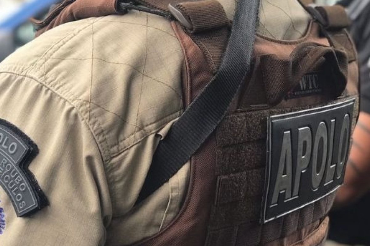 Três veículos roubados são recuperados em bairros de Salvador