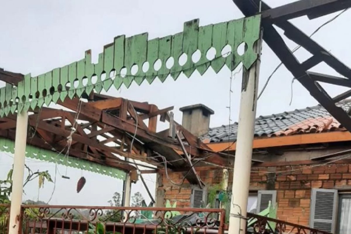 Ciclone: número de mortos sobe para 40 no Sul do Brasil