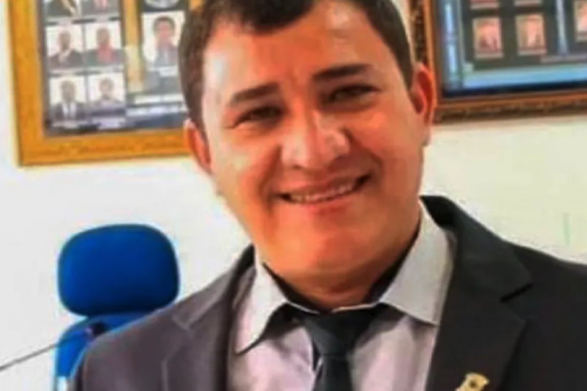 Vereador baiano preso por pensão alimentícia é solto após pagar fiança