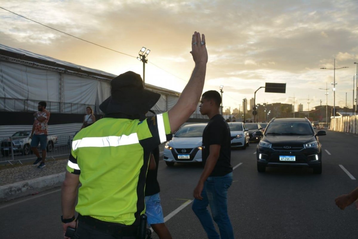 Trânsito é modificado em bairros de Salvador neste domingo (10)