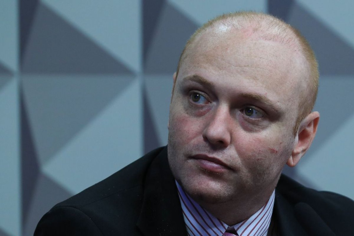 Hacker Walter Delgatti presta depoimento na CPI da Câmara Legislativa do DF esta semana; veja o calendário