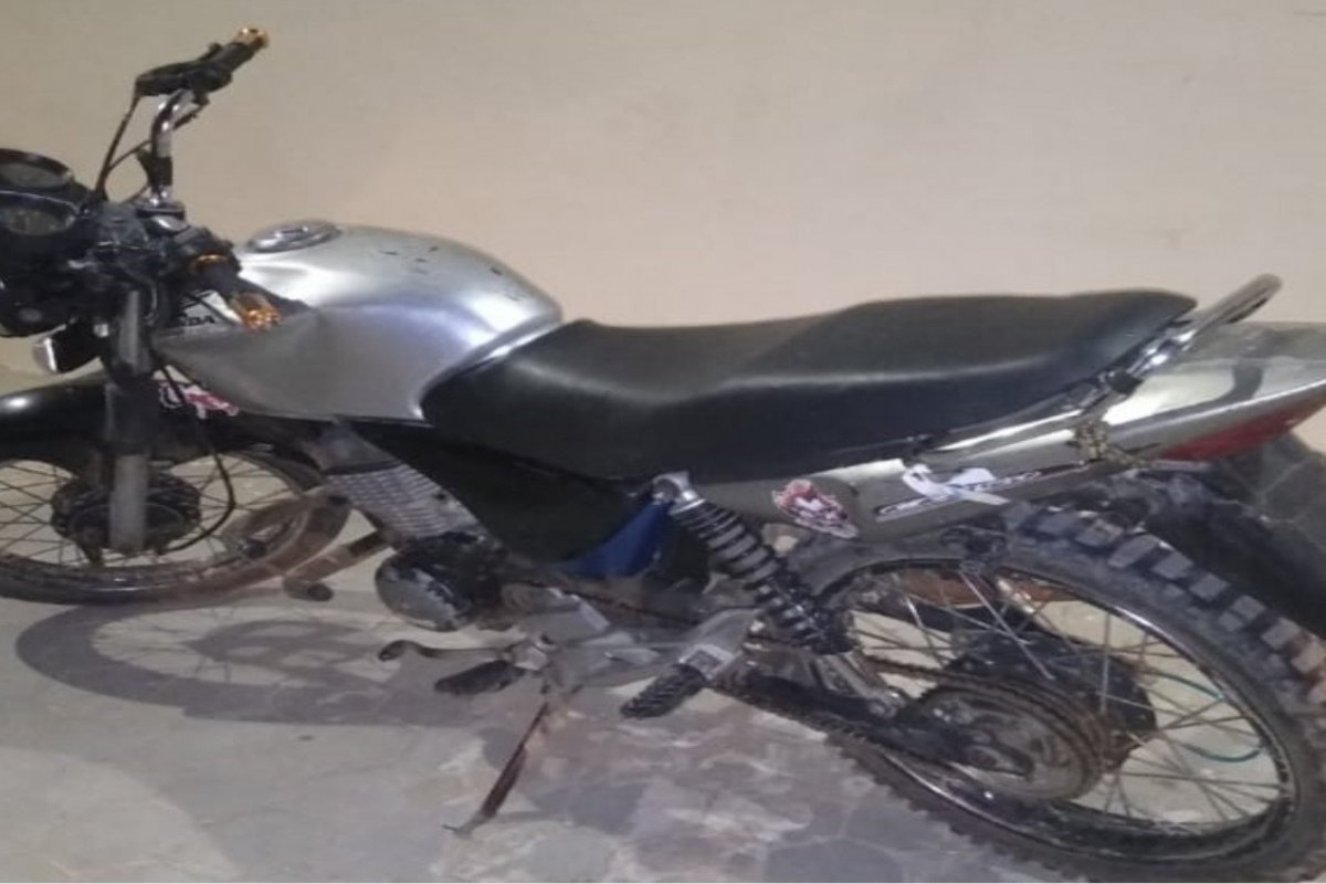 Polícia apreende motocicleta roubada em Chorrochó após abordagem em ronda