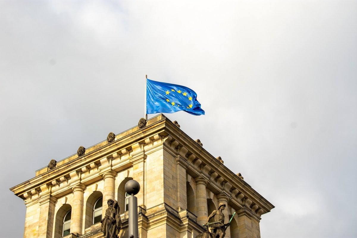 Zona do euro deve crescer menos do que o esperado em 2023, aponta UE
