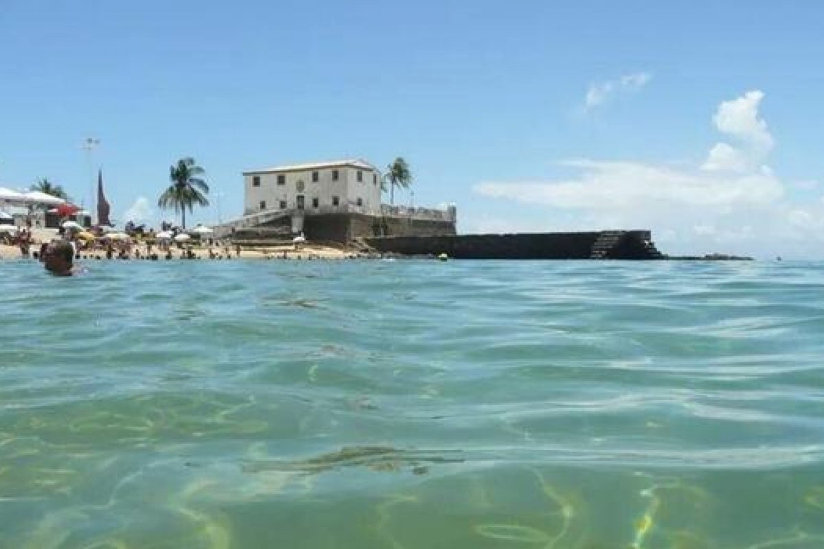 Homem morre afogado na praia do Porto da Barra